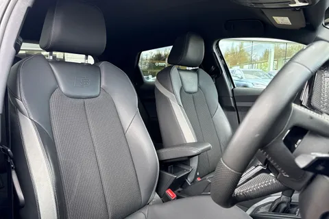 AV20NSF Audi A1 1.5 TFSI 35 S line Sportback S Tronic Euro 6 (s/s) 5dr Thumbnail #25