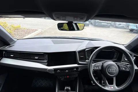 AV20NSF Audi A1 1.5 TFSI 35 S line Sportback S Tronic Euro 6 (s/s) 5dr Thumbnail #32