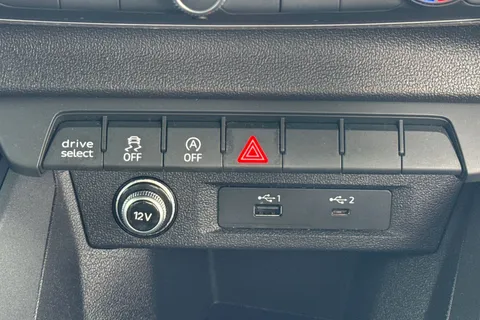 AV20NSF Audi A1 1.5 TFSI 35 S line Sportback S Tronic Euro 6 (s/s) 5dr Thumbnail #42