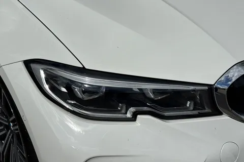 FP69CDZ BMW 3 Series 2.0 320i M Sport Auto Euro 6 (s/s) 4dr Thumbnail #10