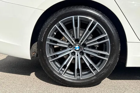 FP69CDZ BMW 3 Series 2.0 320i M Sport Auto Euro 6 (s/s) 4dr Thumbnail #12