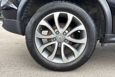 ML16BVT Nissan Juke 1.6 Tekna XTRON Euro 6 5dr Thumbnail #11