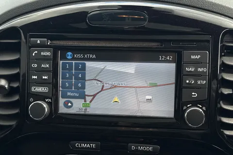 ML16BVT Nissan Juke 1.6 Tekna XTRON Euro 6 5dr Thumbnail #17