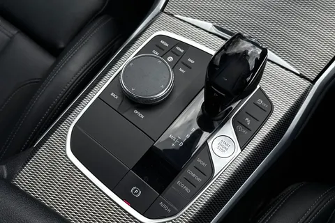 FP69CDZ BMW 3 Series 2.0 320i M Sport Auto Euro 6 (s/s) 4dr Thumbnail #24