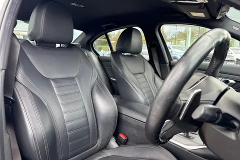 FP69CDZ BMW 3 Series 2.0 320i M Sport Auto Euro 6 (s/s) 4dr Thumbnail #25