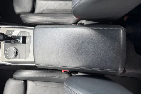 FP69CDZ BMW 3 Series 2.0 320i M Sport Auto Euro 6 (s/s) 4dr Thumbnail #38