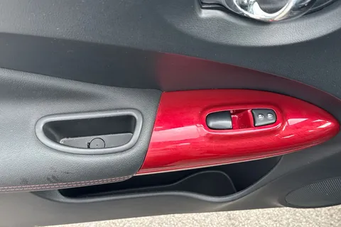 ML16BVT Nissan Juke 1.6 Tekna XTRON Euro 6 5dr Thumbnail #36