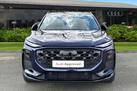 PJ75HKL Audi Q3 SUV Edition 1 TFSI  150 PS S tronic Thumbnail #6