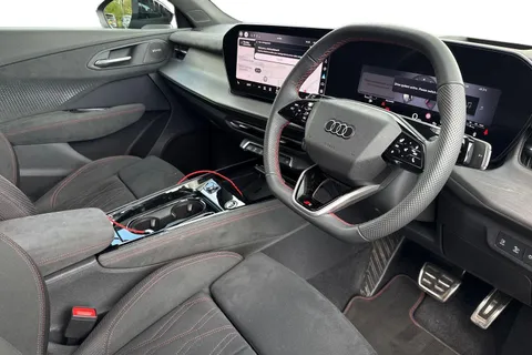 PJ75HKL Audi Q3 SUV Edition 1 TFSI  150 PS S tronic Thumbnail #14