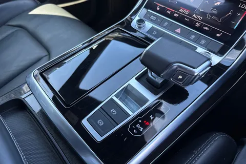 PJ23OKN Audi Q7 Black Edition 50 TDI quattro 286 PS tiptronic Thumbnail #24