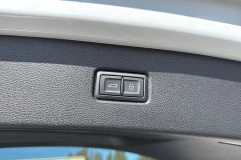 PJ23OKN Audi Q7 Black Edition 50 TDI quattro 286 PS tiptronic Thumbnail #45