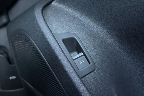 PJ23OKN Audi Q7 Black Edition 50 TDI quattro 286 PS tiptronic Thumbnail #47