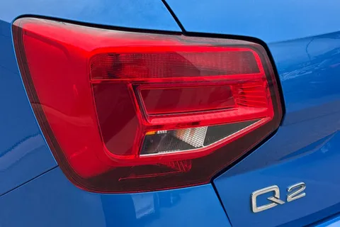 PF66UZR Audi Q2 1.6 TDI SE Euro 6 (s/s) 5dr Thumbnail #8