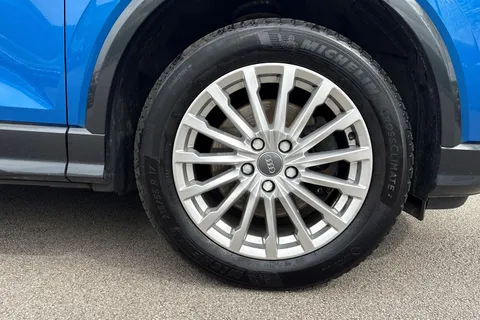 PF66UZR Audi Q2 1.6 TDI SE Euro 6 (s/s) 5dr Thumbnail #10