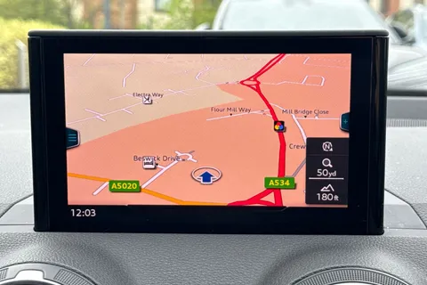 PF66UZR Audi Q2 1.6 TDI SE Euro 6 (s/s) 5dr Thumbnail #17