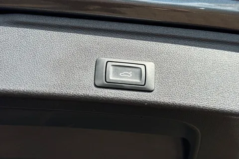 WF20EOV Audi A4 Avant Avant S line 35 TFSI  150 PS S tronic Thumbnail #26