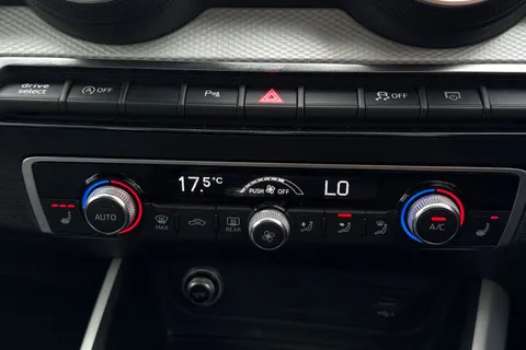 PF66UZR Audi Q2 1.6 TDI SE Euro 6 (s/s) 5dr Thumbnail #22