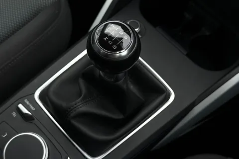 PF66UZR Audi Q2 1.6 TDI SE Euro 6 (s/s) 5dr Thumbnail #23