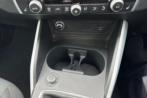 PF66UZR Audi Q2 1.6 TDI SE Euro 6 (s/s) 5dr Thumbnail #54