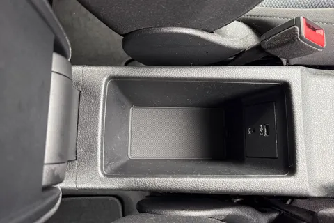 PF66UZR Audi Q2 1.6 TDI SE Euro 6 (s/s) 5dr Thumbnail #55