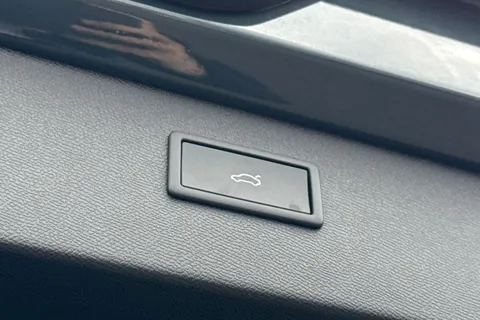 CV75FNM CUPRA Formentor 1.5 TSI V2 Euro 6 (s/s) 5dr Thumbnail #37