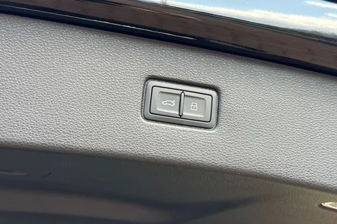  Audi SQ7 4.0 TFSI V8 Vorsprung Tiptronic quattro Euro 6 (s/s) 5dr Thumbnail #25