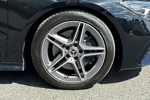 FV74OFN Mercedes-Benz Cla Class 1.3 CLA200h MHEV AMG Line (Executive) Coupe 7G-DCT Euro 6 (s/s) 4dr Thumbnail #13