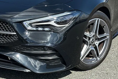 FV74OFN Mercedes-Benz Cla Class 1.3 CLA200h MHEV AMG Line (Executive) Coupe 7G-DCT Euro 6 (s/s) 4dr Thumbnail #27