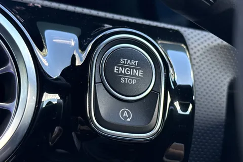 FV74OFN Mercedes-Benz Cla Class 1.3 CLA200h MHEV AMG Line (Executive) Coupe 7G-DCT Euro 6 (s/s) 4dr Thumbnail #42
