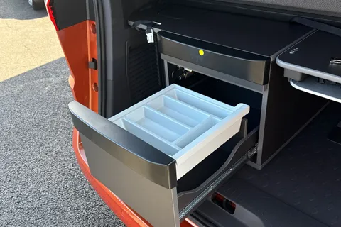 DA25WYW Volkswagen California 2.0 TDI Beach Camper 5dr DSG Thumbnail #34