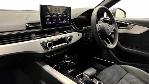 GF24FBO Audi A4 Avant Avant S line 40 TFSI  204 PS S tronic Thumbnail #2