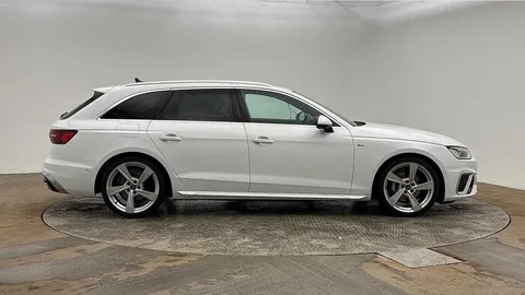 BV24WLJ Audi A4 Avant Avant S line 40 TFSI  204 PS S tronic Thumbnail #3