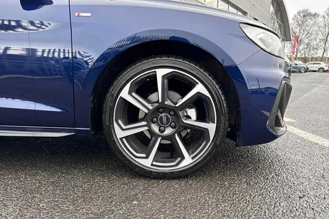 PX75WYU Audi A1 Black Edition 30 TFSI  116 PS 6-speed Thumbnail #6