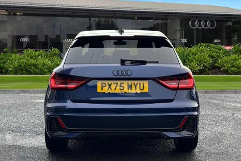 PX75WYU Audi A1 Black Edition 30 TFSI  116 PS 6-speed Thumbnail #8