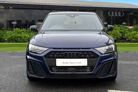 PX75WYU Audi A1 Black Edition 30 TFSI  116 PS 6-speed Thumbnail #9