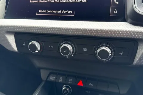 PX75WYU Audi A1 Black Edition 30 TFSI  116 PS 6-speed Thumbnail #19