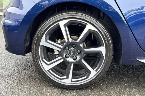 PX75WYU Audi A1 Black Edition 30 TFSI  116 PS 6-speed Thumbnail #23