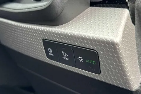 PX75WYU Audi A1 Black Edition 30 TFSI  116 PS 6-speed Thumbnail #46