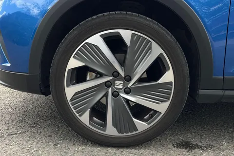 6 of 41 for SEAT ARONA 1.0 TSI 110 FR Sport 5dr