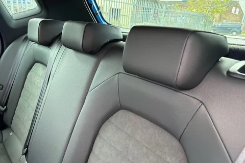 13 of 41 for SEAT ARONA 1.0 TSI 110 FR Sport 5dr