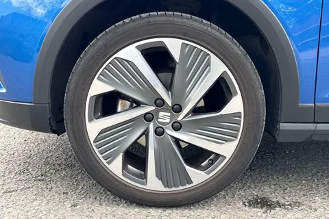 21 of 41 for SEAT ARONA 1.0 TSI 110 FR Sport 5dr