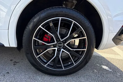 PN71MXH Audi Q5 Edition 1 50 TFSI e quattro 299 PS S tronic Thumbnail #24