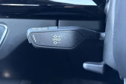 PN71MXH Audi Q5 Edition 1 50 TFSI e quattro 299 PS S tronic Thumbnail #33