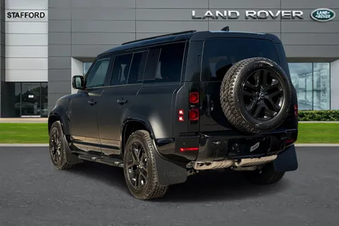 Land Rover Defender 110 3.0 D250 MHEV X-Dynamic SE Auto 4WD Euro 6 (s/s) 5dr Thumbnail #3