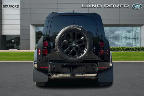 Land Rover Defender 110 3.0 D250 MHEV X-Dynamic SE Auto 4WD Euro 6 (s/s) 5dr Thumbnail #7
