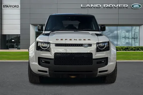 Land Rover Defender 110 4.4 P635 V8 MHEV OCTA Auto 4WD Euro 6 (s/s) 5dr Thumbnail #8