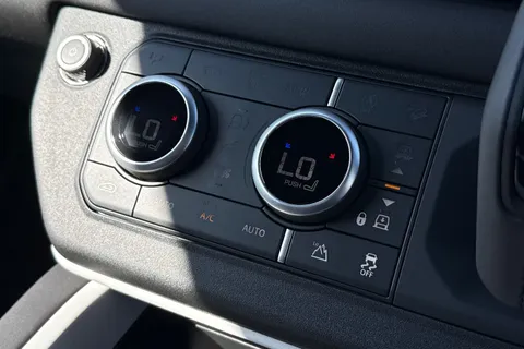 Land Rover Defender 110 3.0 D250 MHEV X-Dynamic SE Auto 4WD Euro 6 (s/s) 5dr Thumbnail #20