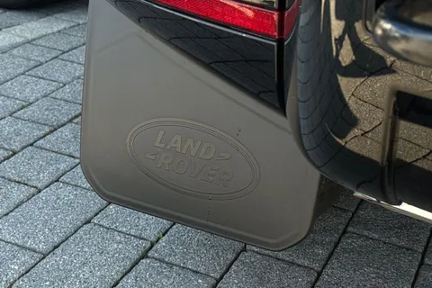 Land Rover Defender 110 3.0 D250 MHEV X-Dynamic SE Auto 4WD Euro 6 (s/s) 5dr Thumbnail #40