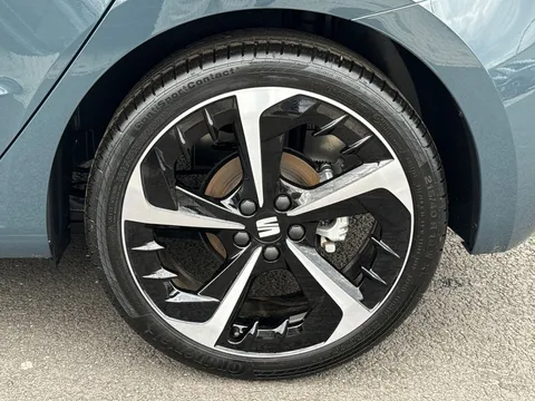 KW75TDV SEAT Ibiza 1.0 TSI 115 FR Sport 5dr **Delivery mileage** Thumbnail #23
