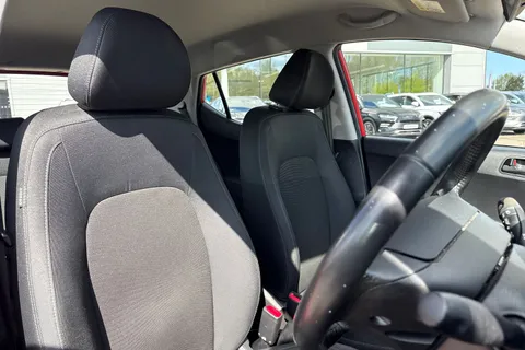 OY68XYK Hyundai I10 1.0 SE Euro 6 5dr Thumbnail #24